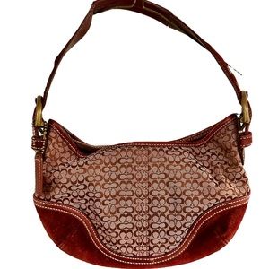 COACH Burgundy hobo shoulder bag
